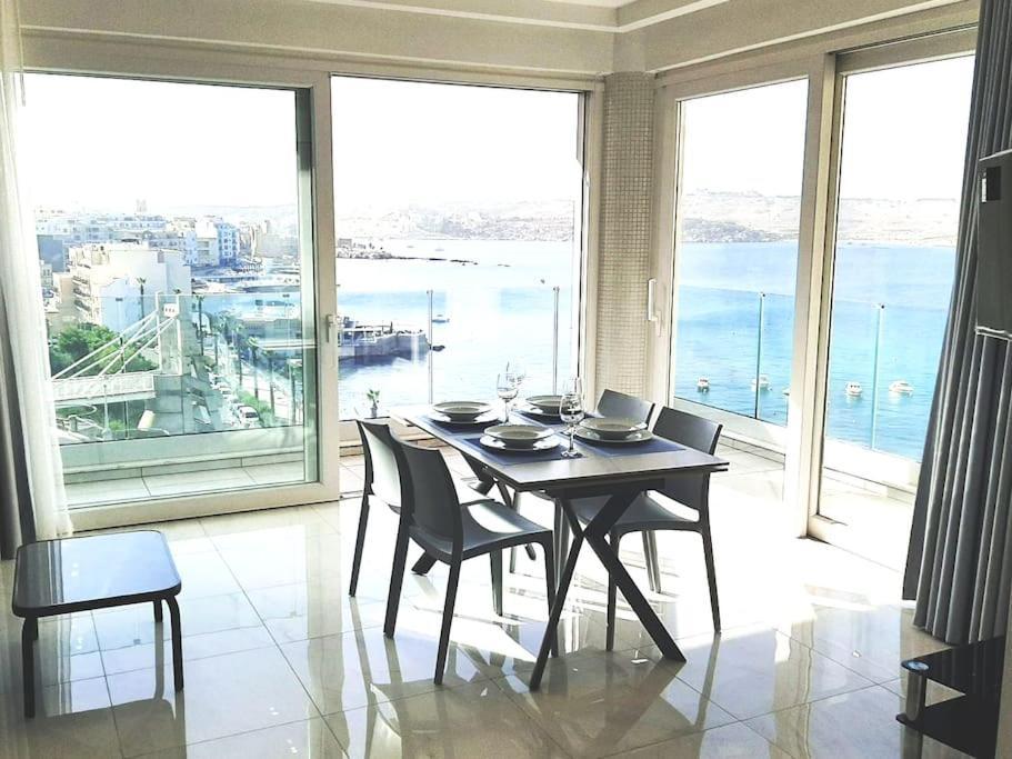 New Seafront Apartment - Spectacular Views Σεντ Πόλς Μπέι Εξωτερικό φωτογραφία