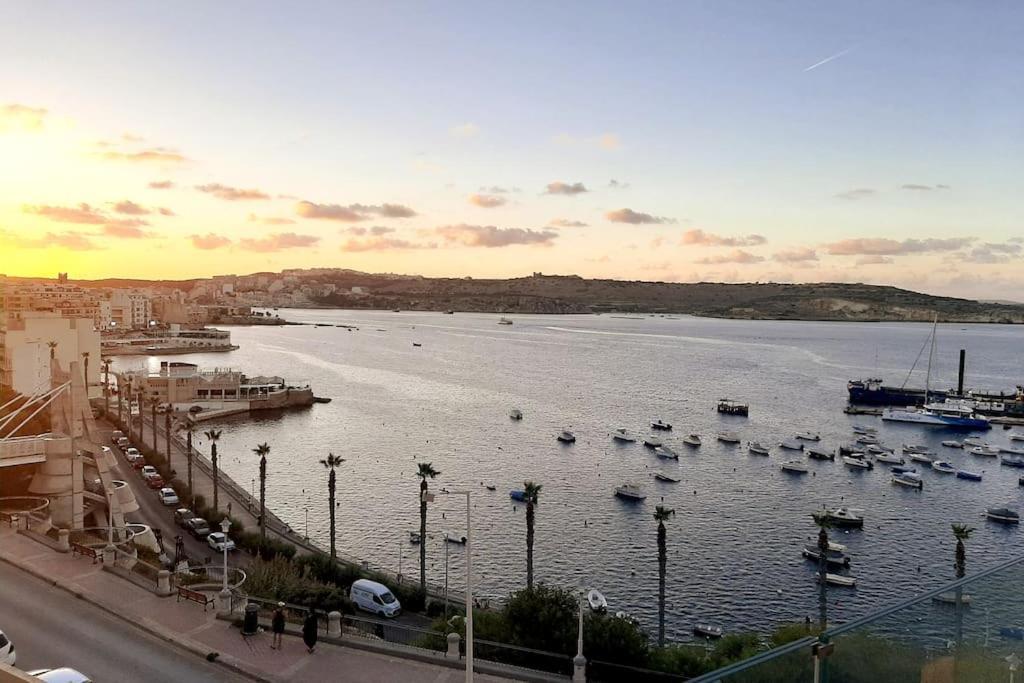 New Seafront Apartment - Spectacular Views Σεντ Πόλς Μπέι Εξωτερικό φωτογραφία